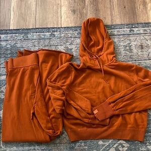 ATHLETA X ALICIA KEYS Intention Set